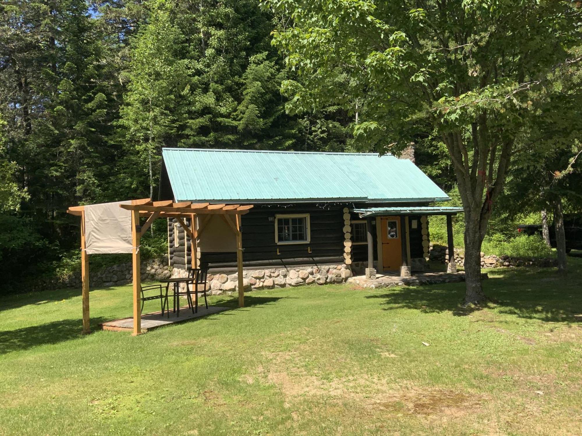 Domaine Le Bostonnais - Le Village En Bois Rond La Tuque Zimmer foto