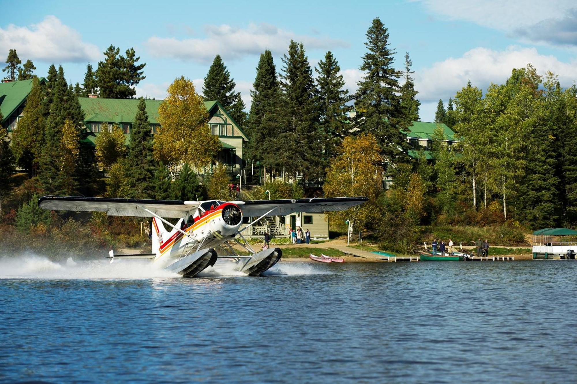 Domaine Le Bostonnais - Le Village En Bois Rond La Tuque Exterior foto